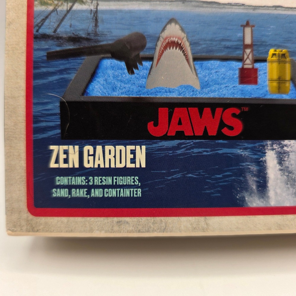 Jaws Zen Garden Resin Figure Set Universal Monsters Collectible 50th Anniversary - Picture 2 of 6